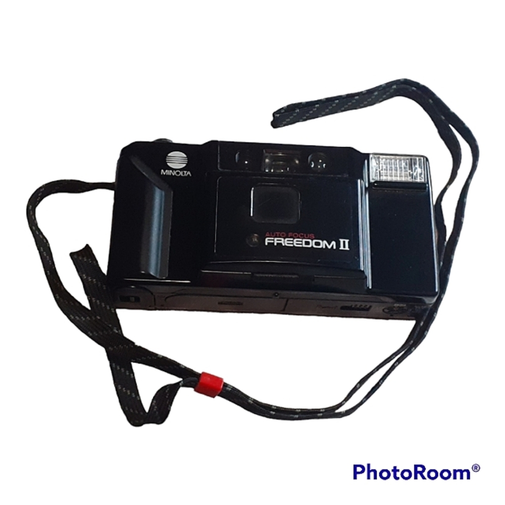 Minolta Freedom II 35 mm film camera untested